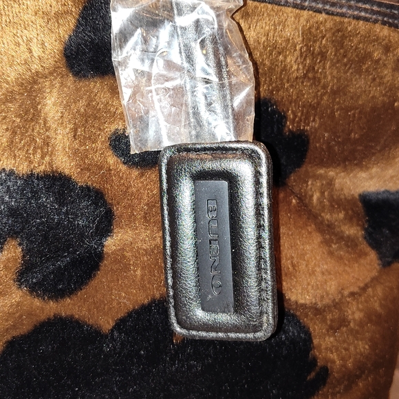 NWOT BUENO CALF HAIR ANIMAL PRINT 3 COMPARTMENT MESSANGER BAG TOTE BROWN & BLACK - Picture 10 of 16